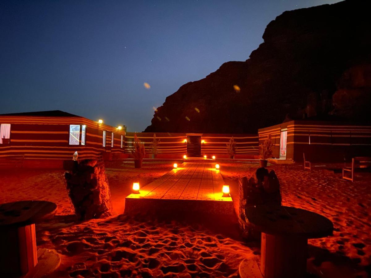 Wadi Rum Legend Camp Dış mekan fotoğraf